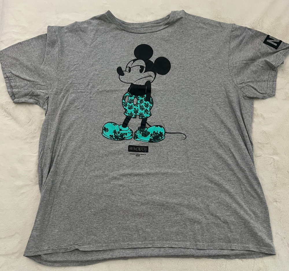 Disney Neff Mickey Mouse Graphic T Shirt Gray XXL Short Sleeve Cotton Blend